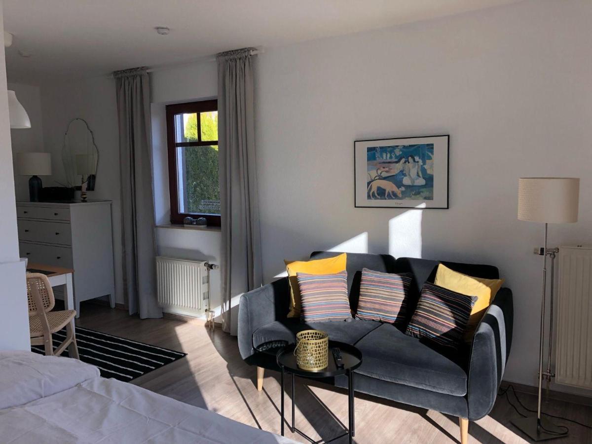Ferienwohnung-Klaus-Stoertebeker-Mit-Sonnenterrasse-Garten-Zwischen-Strand-Wald-Und-Wiese Gustow  Εξωτερικό φωτογραφία