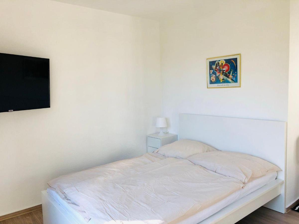 Ferienwohnung-Klaus-Stoertebeker-Mit-Sonnenterrasse-Garten-Zwischen-Strand-Wald-Und-Wiese Gustow  Εξωτερικό φωτογραφία