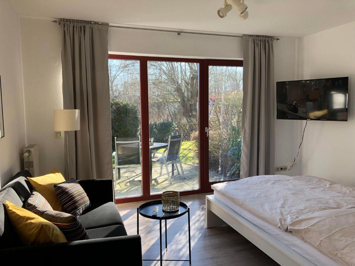 Ferienwohnung-Klaus-Stoertebeker-Mit-Sonnenterrasse-Garten-Zwischen-Strand-Wald-Und-Wiese Gustow  Εξωτερικό φωτογραφία