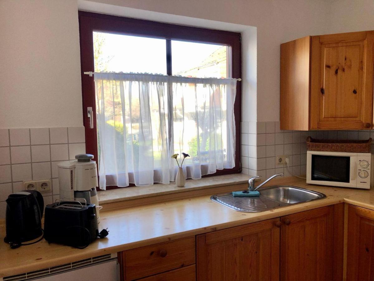 Ferienwohnung-Klaus-Stoertebeker-Mit-Sonnenterrasse-Garten-Zwischen-Strand-Wald-Und-Wiese Gustow  Εξωτερικό φωτογραφία