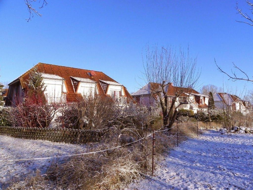Ferienwohnung-Klaus-Stoertebeker-Mit-Sonnenterrasse-Garten-Zwischen-Strand-Wald-Und-Wiese Gustow  Εξωτερικό φωτογραφία